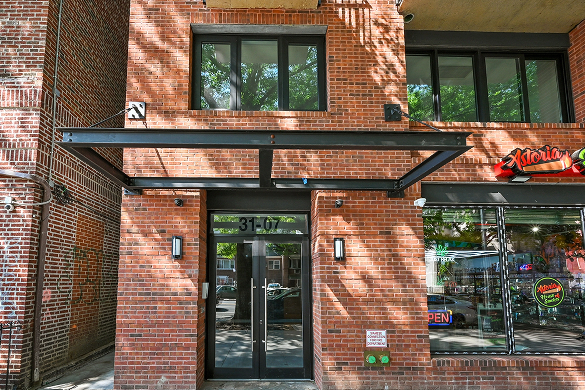 3107-31stAv-4